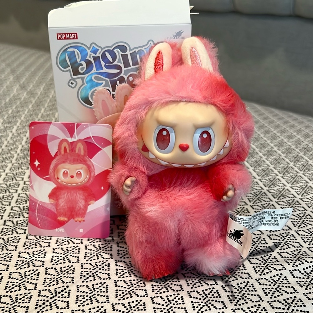 Pop Mart Big Into Energy Labubu